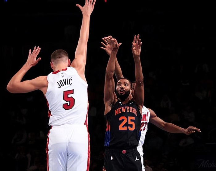 布里奇斯连续出战625场状态低迷 尼克斯陷入阵容