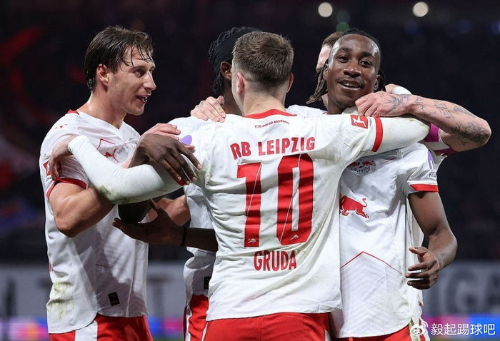 利物浦瞄准莱比锡双星补强防线边锋