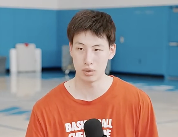 中国球员郇斯楠加盟普渡大学：以挑战为鞭策冲