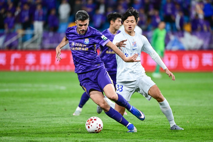 天津津门虎主场迎战青岛海牛 格劳状态回升助力