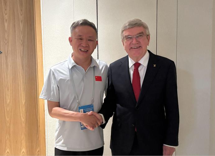 国际奥委会名誉主席巴赫肯定“为奥运喝彩”项